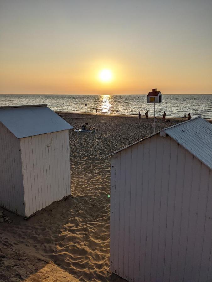 Appartement Neuf Beautiful Villers 1-4 Pers Avec Parking Prive Et A 200 M Plage Eksteriør bilde